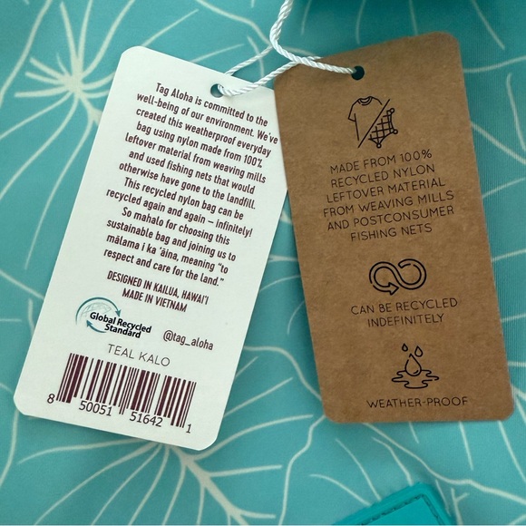 Hawaiian Leaf Tote Bag - Picture 9 of 9